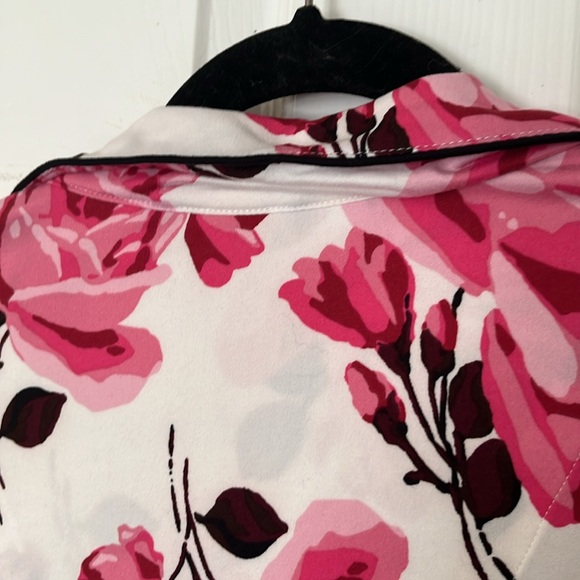 KateSpade NWOT rose floral pajama top short sleeve notch collar button pocket XL - Picture 10 of 15